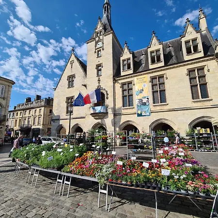 Lägenhet Escapade Paisible Au Phare Libourne